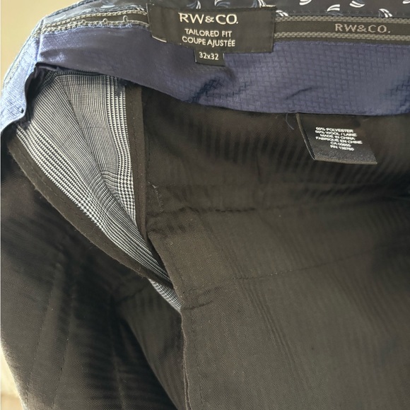 RW&CO Men’s Tailored Fit Suit. Jacket - 42. Trousers 32x32. Grey-blue. - Picture 7 of 7